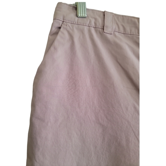 NWT Gap Mid-Rise Straight Up Khaki Pants in Lavender 10T Classic Fit - Picture 2 of 7